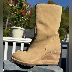 Sorel After Hours woman’s Boots size 8